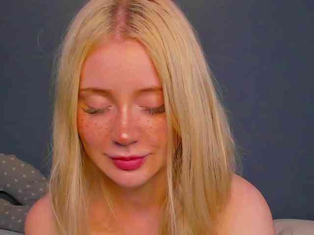 LillieBerry webcam