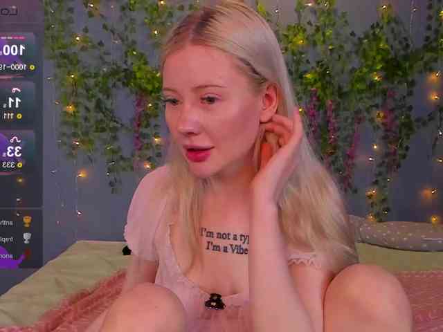 LillieBerry webcam