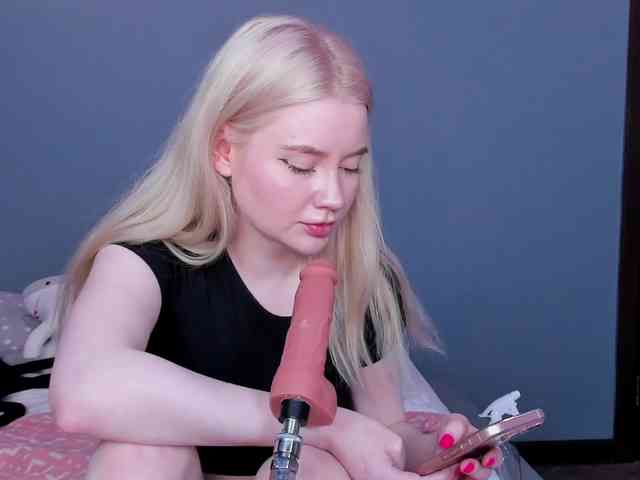 LillieBerry webcam