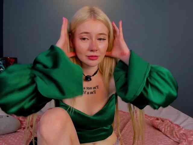 LillieBerry webcam