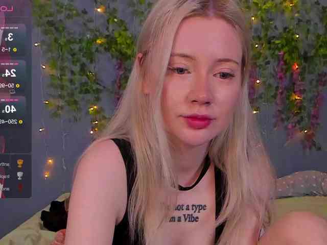 LillieBerry webcam