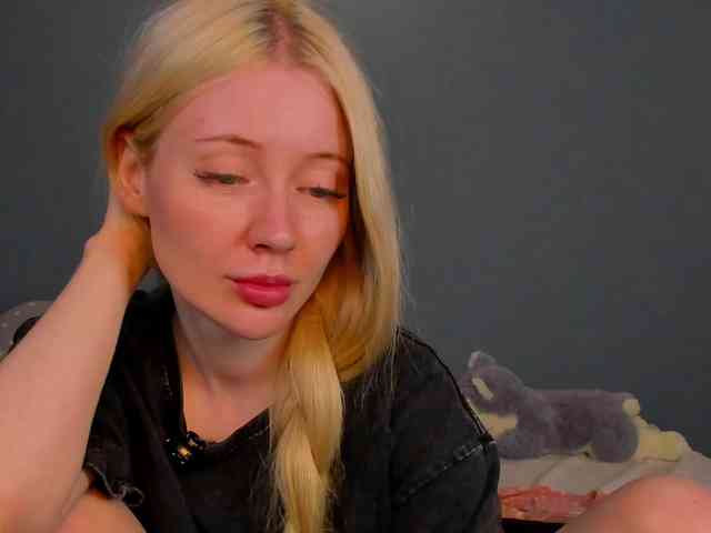 LillieBerry webcam