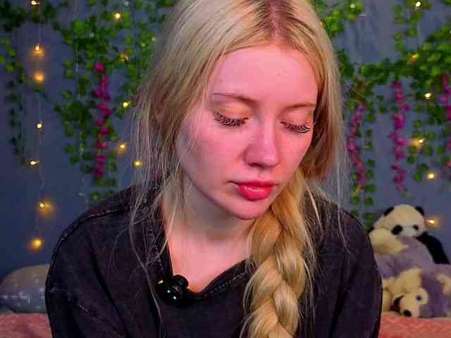 LillieBerry webcam