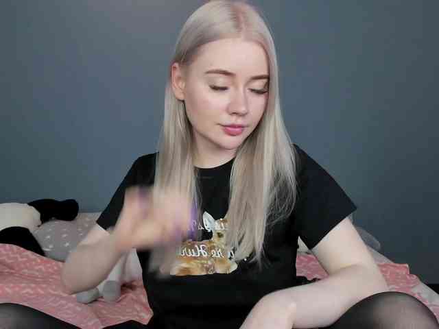 LillieBerry webcam