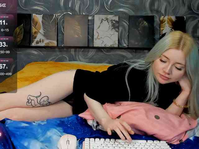 LillieBerry's webcam live show