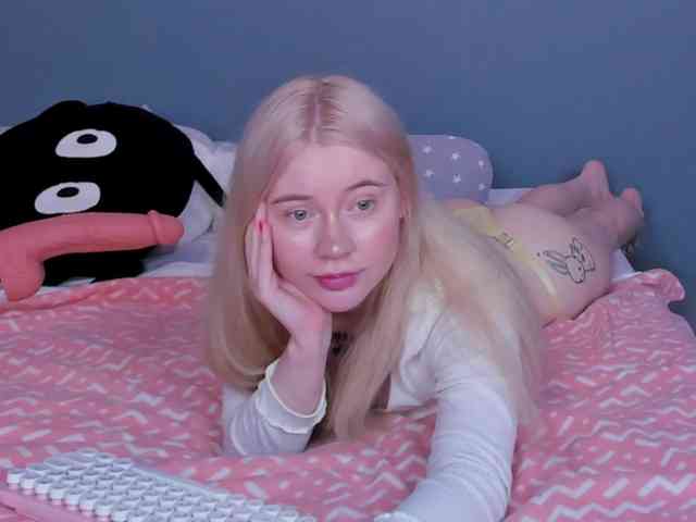 LillieBerry webcam