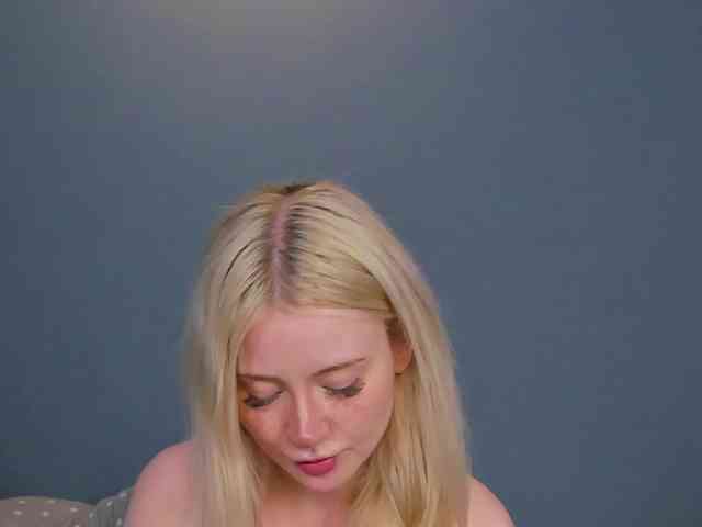 LillieBerry webcam