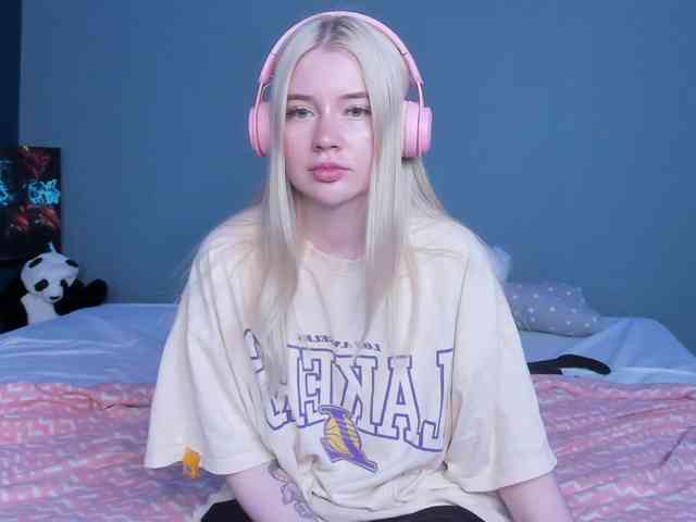 LillieBerry webcam