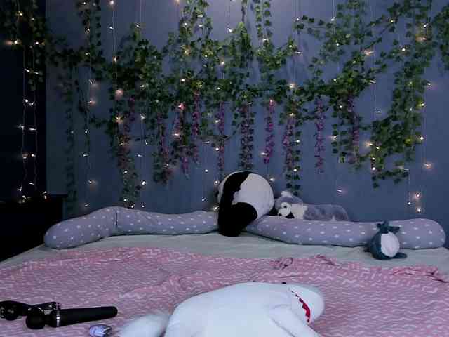 LillieBerry webcam