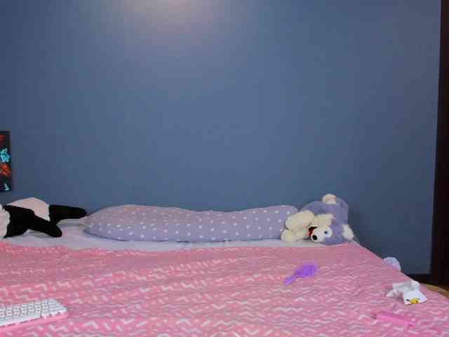 LillieBerry webcam