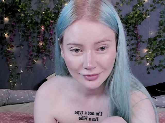 LillieBerry webcam
