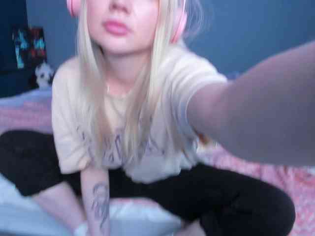 LillieBerry webcam