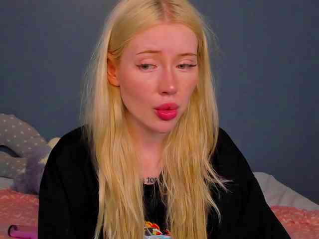 LillieBerry webcam