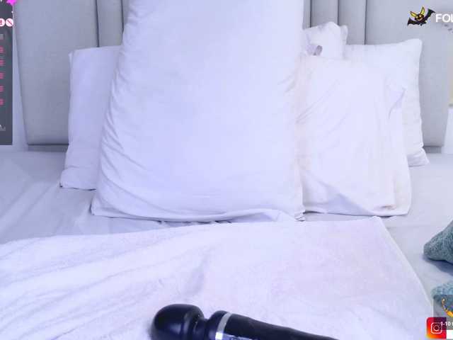 vanity-wild live cam on BongaCams