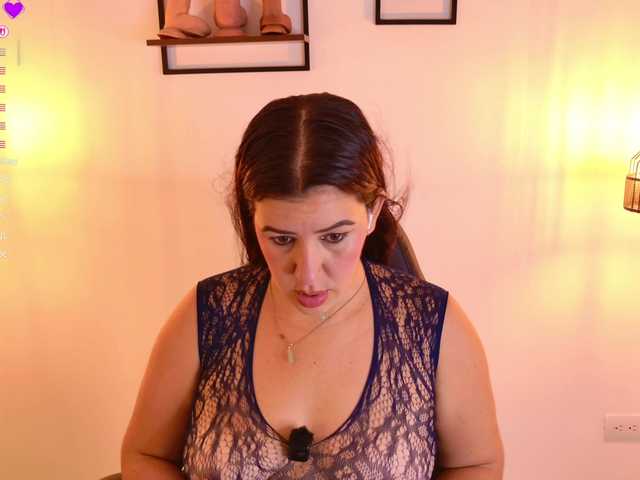 vanity-wild live cam on BongaCams