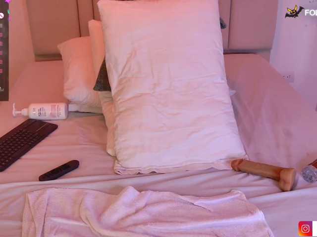 vanity-wild live cam on BongaCams