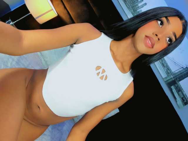 Daniiela-Foxx