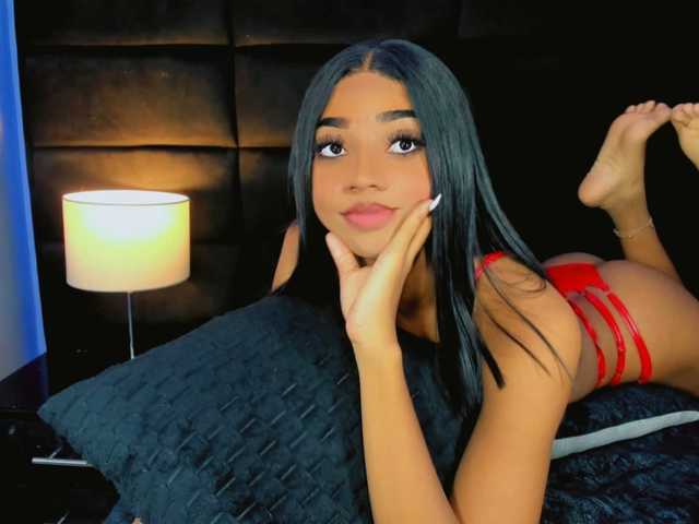 Daniiela-Foxx