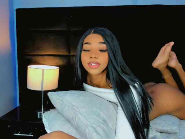 Daniiela-Foxx