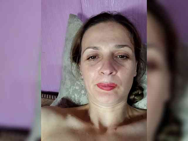 HelgaValkiriya webcam