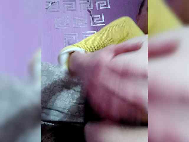 HelgaValkiriya webcam