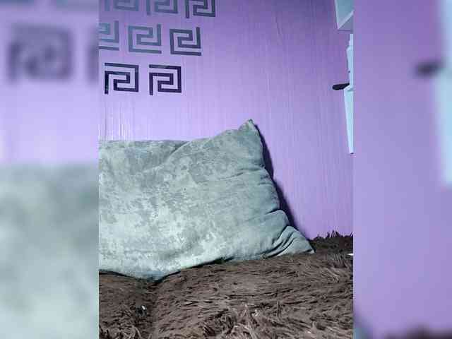 HelgaValkiriya webcam