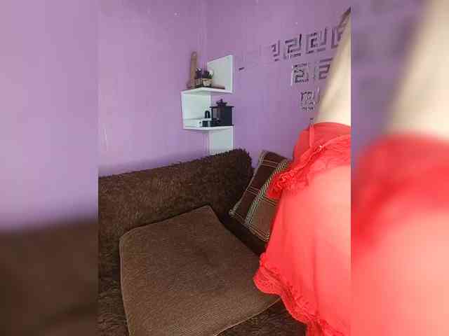 HelgaValkiriya webcam