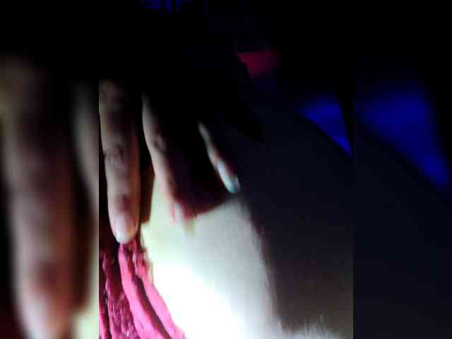 HelgaValkiriya webcam