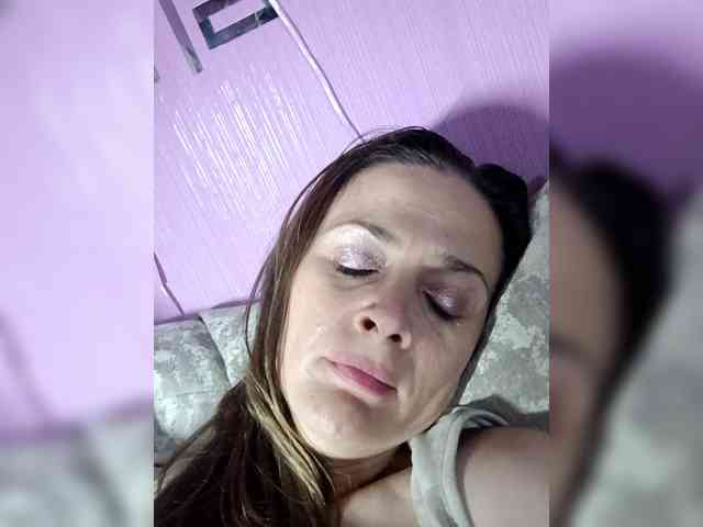 HelgaValkiriya webcam