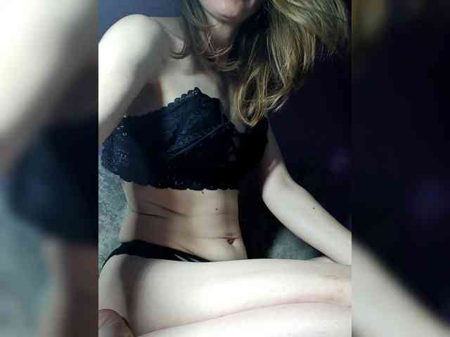 HelgaValkiriya webcam