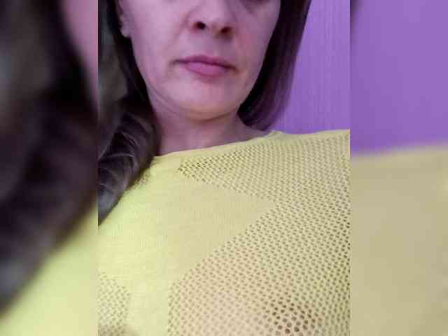 HelgaValkiriya webcam