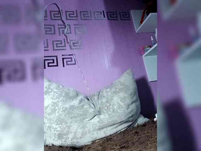 HelgaValkiriya webcam