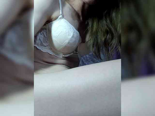 HelgaValkiriya webcam