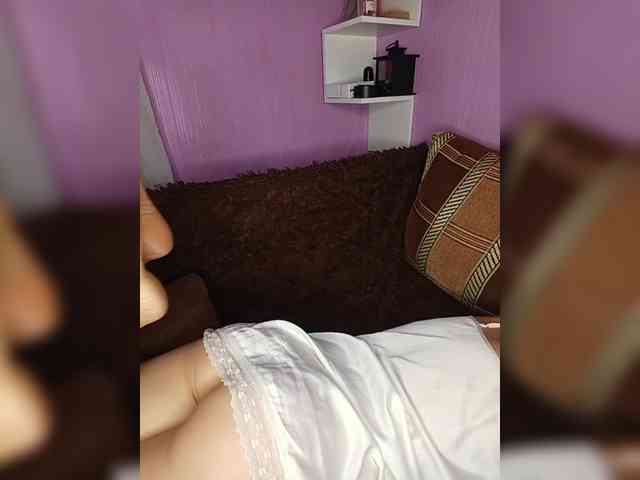 HelgaValkiriya webcam
