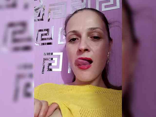 HelgaValkiriya webcam