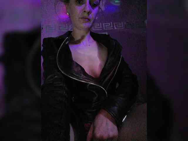 HelgaValkiriya Live Webcam on BongaCams