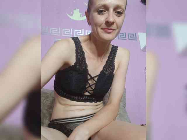 HelgaValkiriya webcam