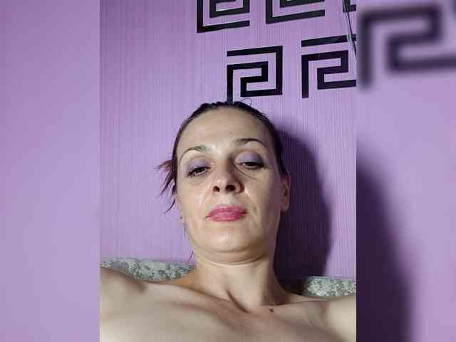HelgaValkiriya webcam