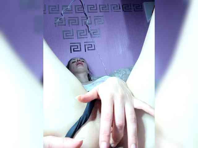 HelgaValkiriya webcam