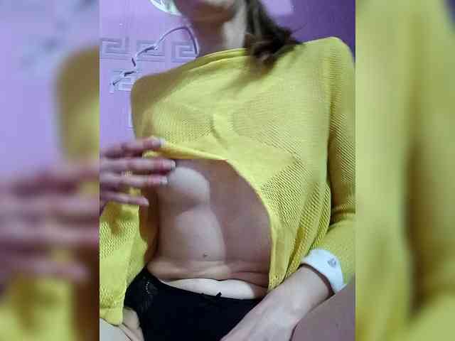 HelgaValkiriya webcam