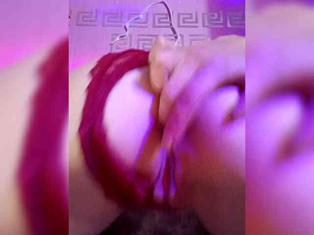 HelgaValkiriya webcam