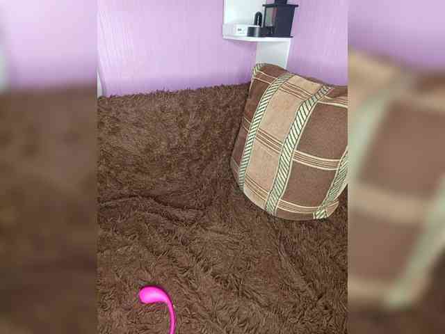 HelgaValkiriya webcam