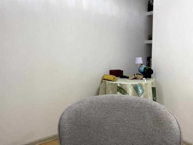 EraMinges live cam on BongaCams