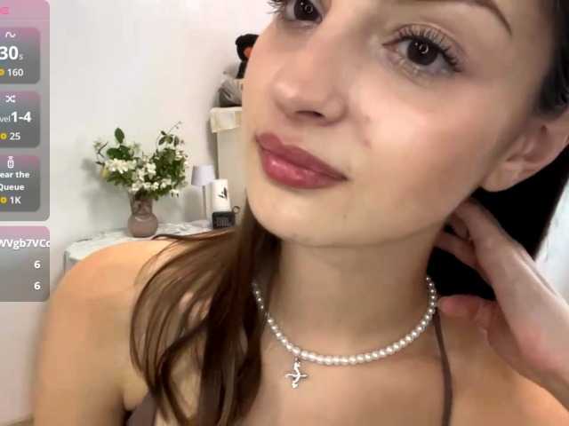 EraMinges live cam on BongaCams
