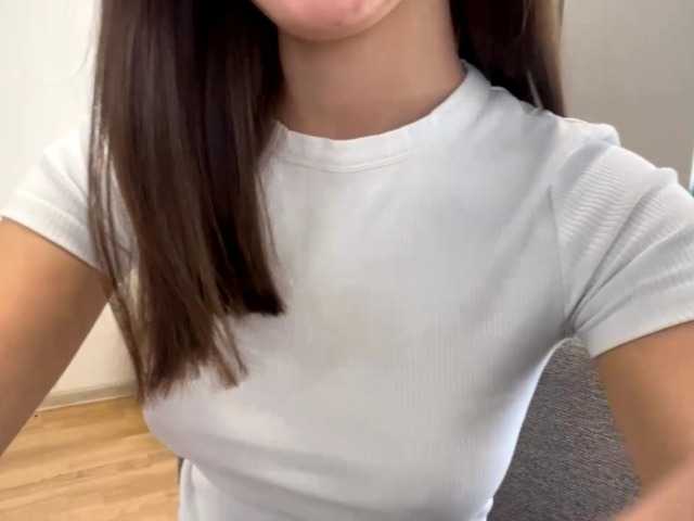 EraMinges's BongaCams show and profile