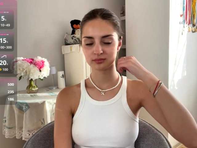EraMinges live cam on BongaCams