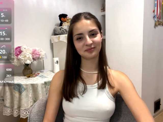 EraMinges live cam on BongaCams