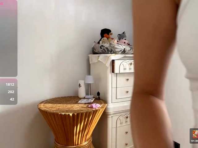 EraMinges live cam on BongaCams