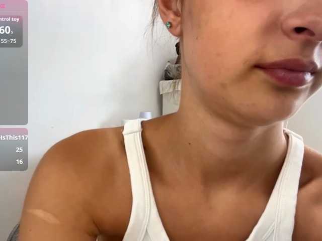 EraMinges live cam on BongaCams