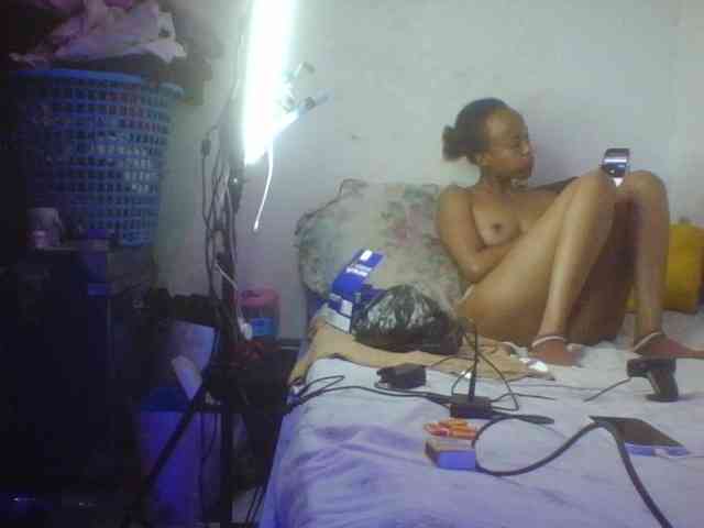 Demaskedcouple webcam